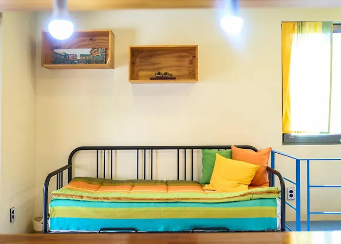 Hongdae, Private Flats *