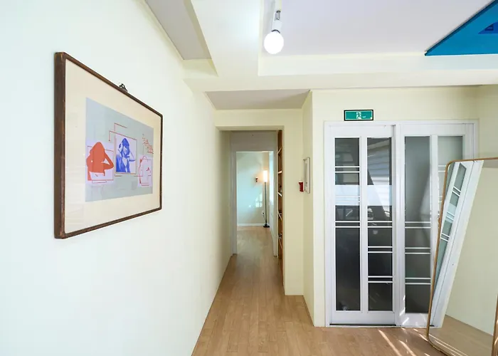 Hongdae, Private Flats 아파트