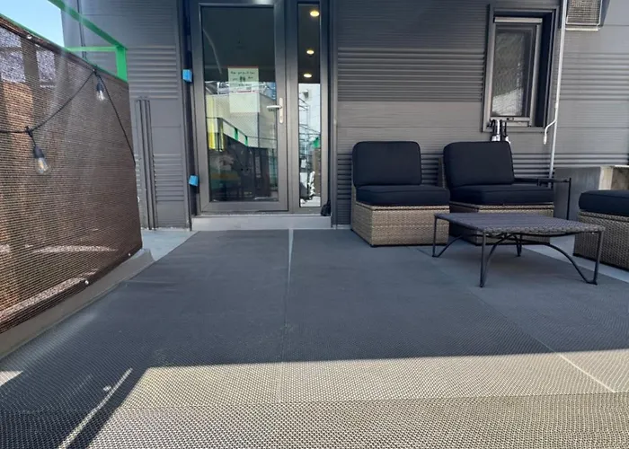 Hongdae, Private Flats 아파트